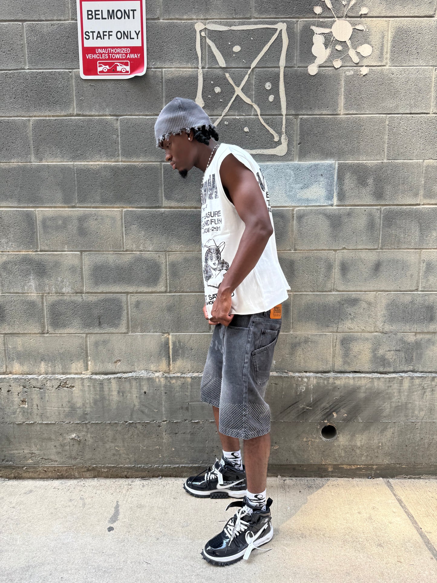 UPHILL SHOW CUTOFF TEE