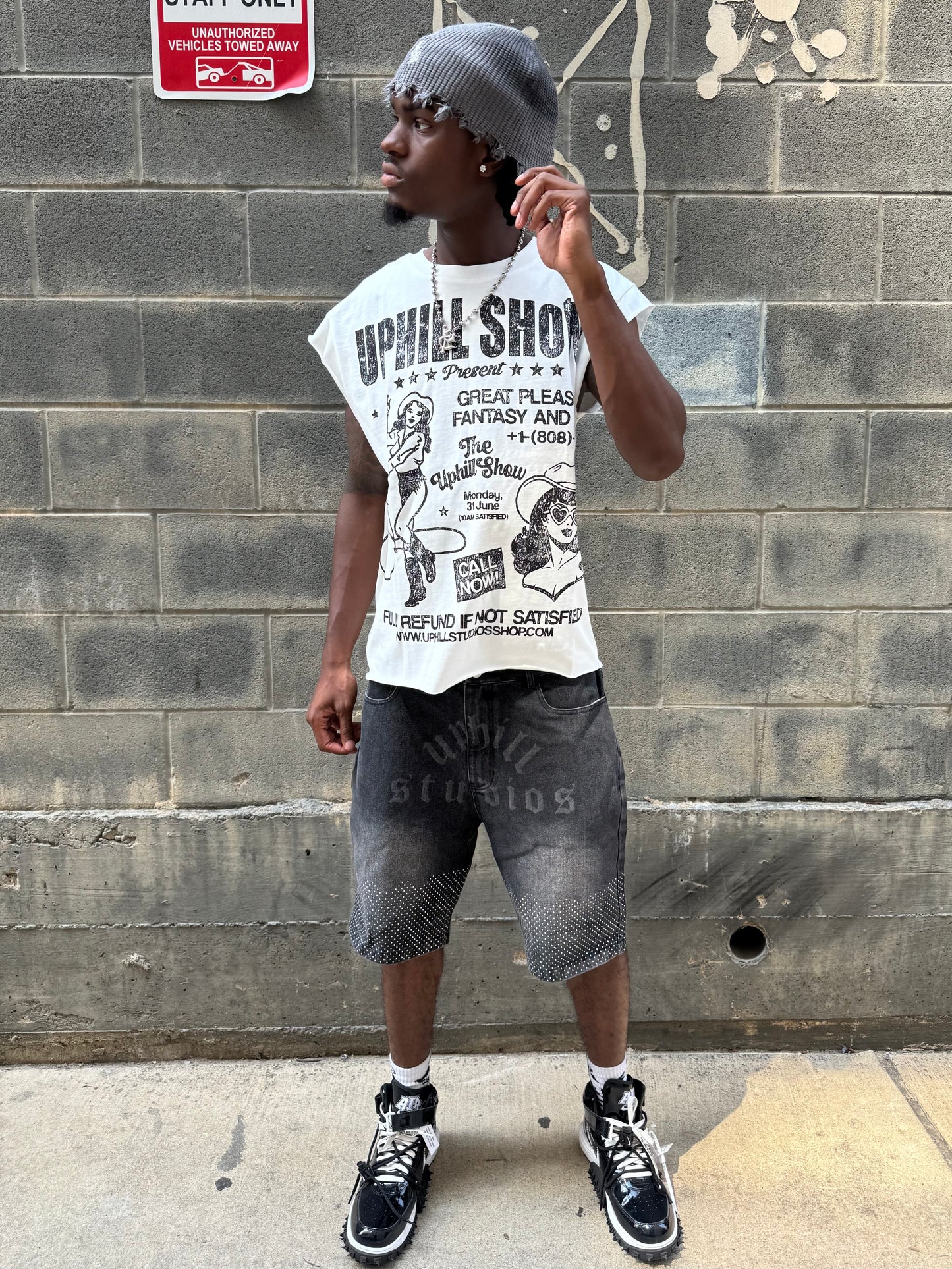 UPHILL SHOW CUTOFF TEE